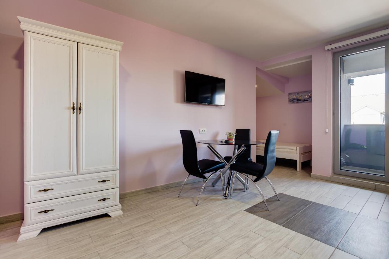 Apartments Singidunum 4 Lux Belgrado Esterno foto
