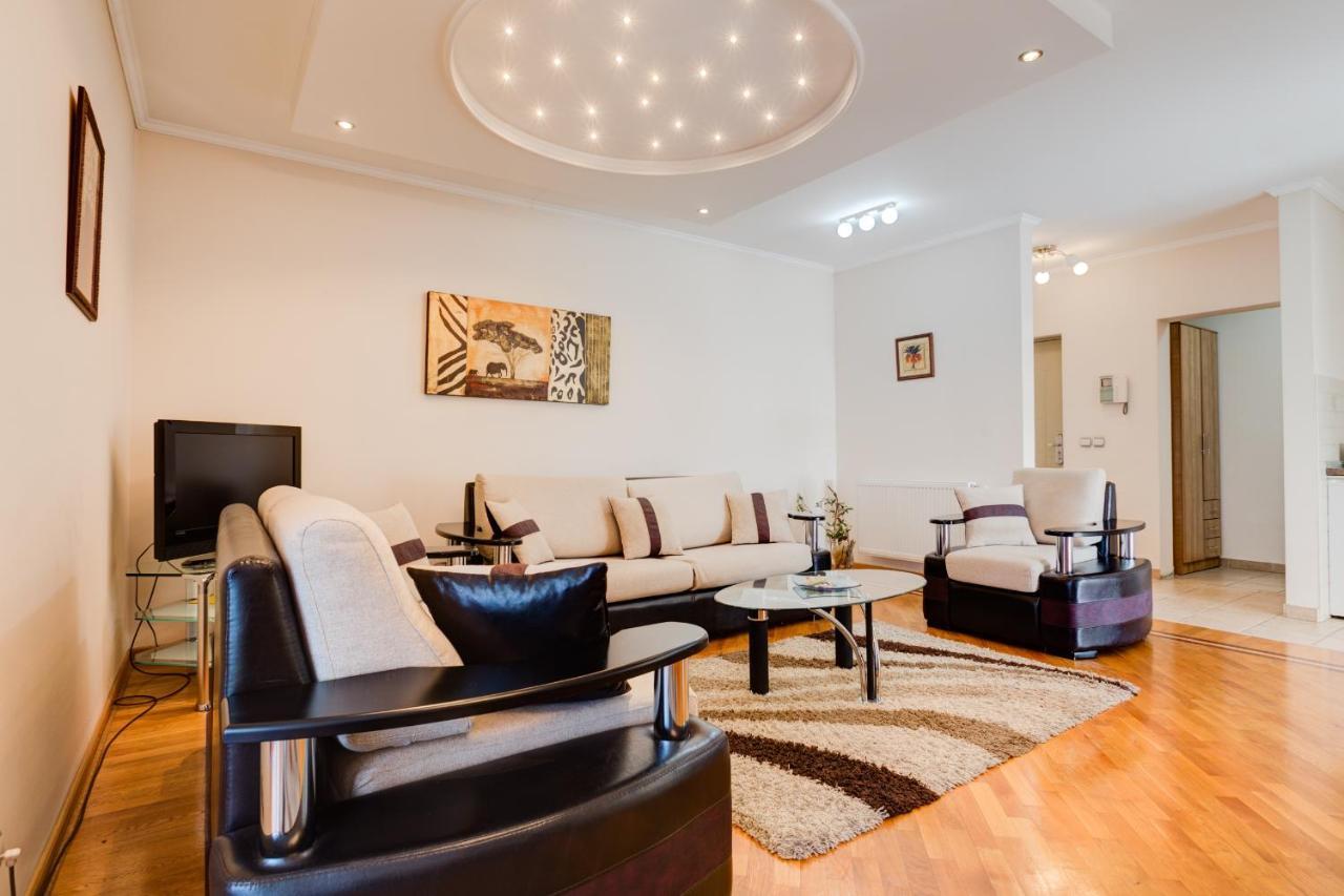 Apartments Singidunum 4 Lux Belgrado Esterno foto
